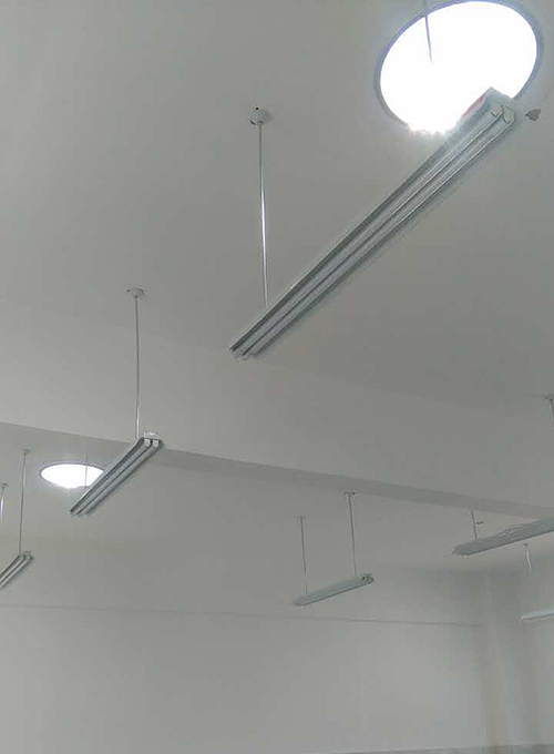 校園無電導光管采光照明效果
